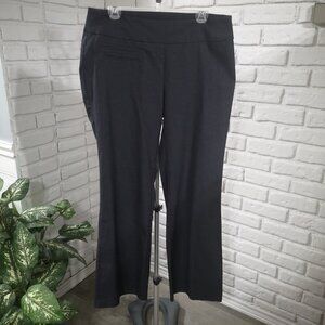 Denver Hayes Classic Ladies Size 12/32 Dark Grey Flare Legs Pull On Style Pants